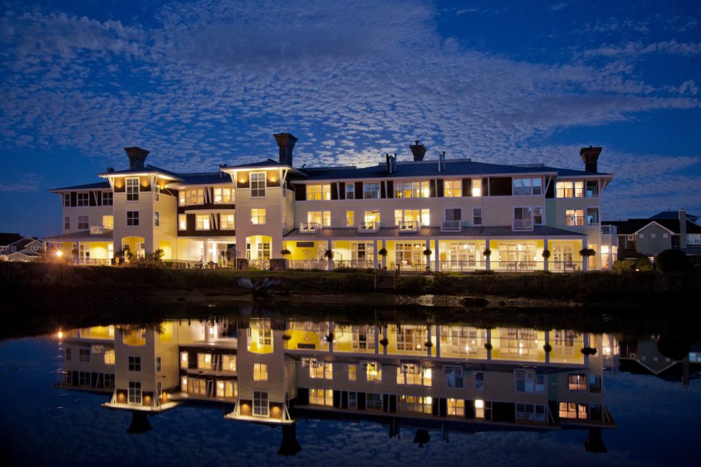 Resort, Inn, Olympic Peninsula, Nighttime